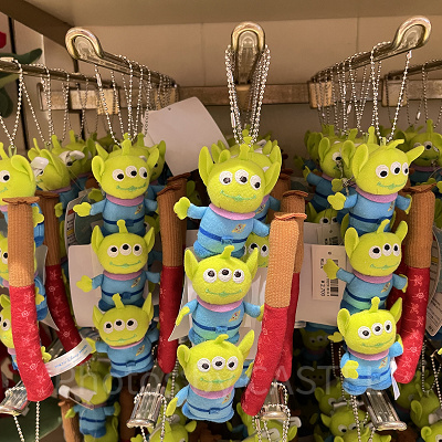 リトルグリーンメンのぬいぐるみバッジ