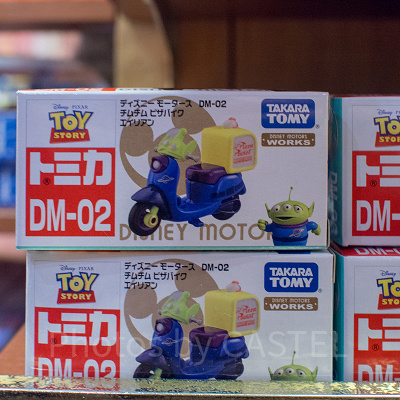 リトルグリーンメンのトミカにも「ピザ・プラネット」の文字が