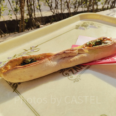 ロングピッツァ（トマト＆バジル）