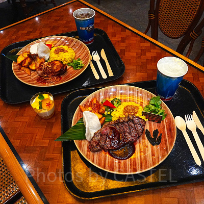 ロストワールドレストランはワイルドなメニューが最高！