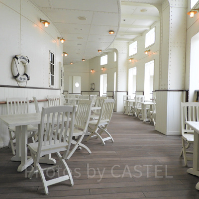 テラス席がたくさん