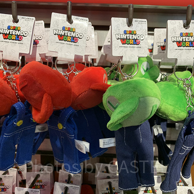 マリオ&ルイージ衣装のキーチェーン