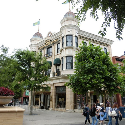 マクダック・デパートメントストアの入口