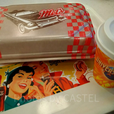 メルズドライブインはクラシカルなデザインも楽しい