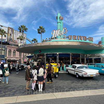 メルズドライブイン