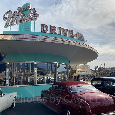 メルズドライブイン