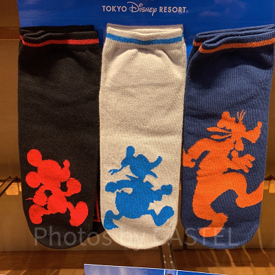 ミッキー、ドナルド、グーフィーの靴下