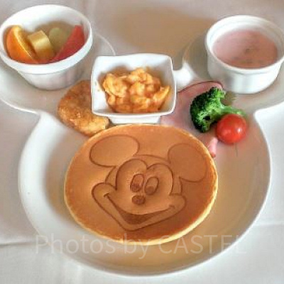 お子さま用ミッキープレート
