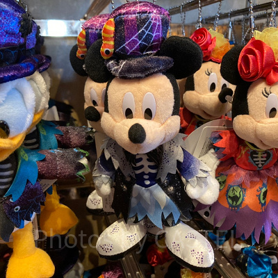 ミッキーぬいぐるみバッジ