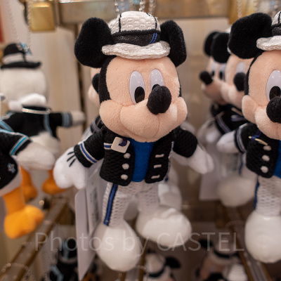 ミッキーぬいぐるみバッジ