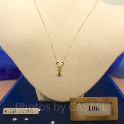 ミッキーシェイプネックレス