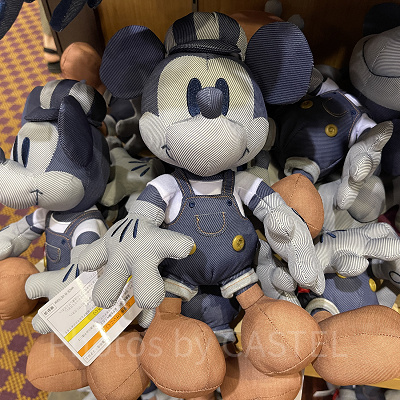 ミッキーのぬいぐるみ（デニム風）