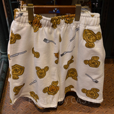 ミッキーワッフルのショートパンツ