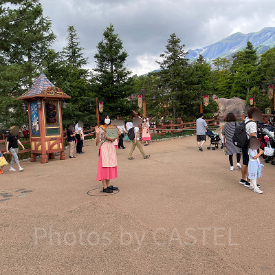 ミッキーのマジカルミュージックワールドの自由席のスタンバイ場所