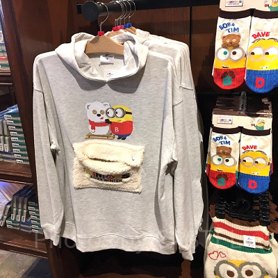 ミニオンと雪だるまティムのパーカー