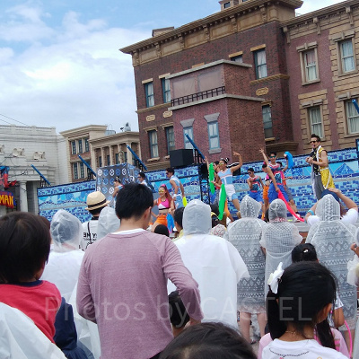 ミニオンクールファッションショー／シルクさんとモデルたち