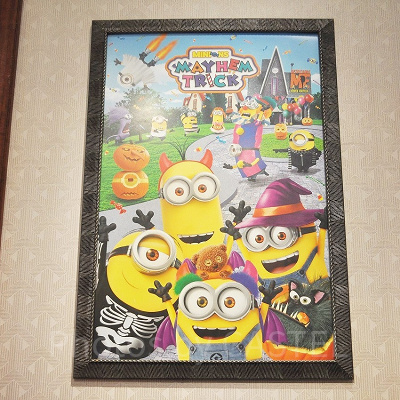 ミニオンのハロウィングッズポスター／USJ