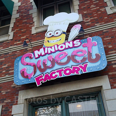 ミニオンのスイートファクトリー看板