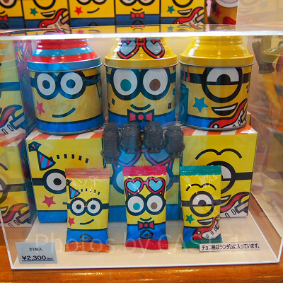 ミニオン型チョコセット（3缶）