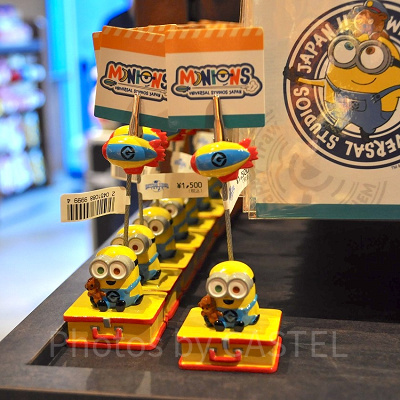 MINIONS TRAVELメモスタンド