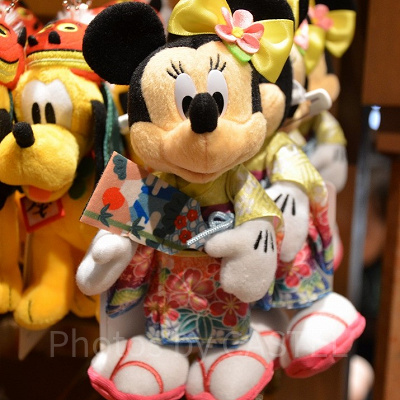 ミニー正月ぬいぐるみバッジ