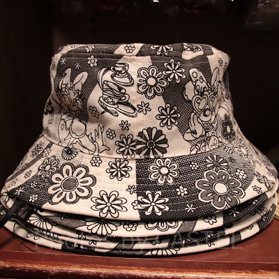 モノトーン総柄ハット
