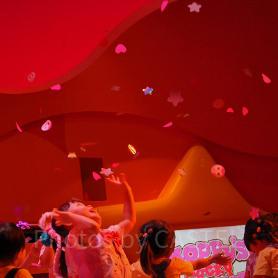 モッピーのラッキーダンスパーティー