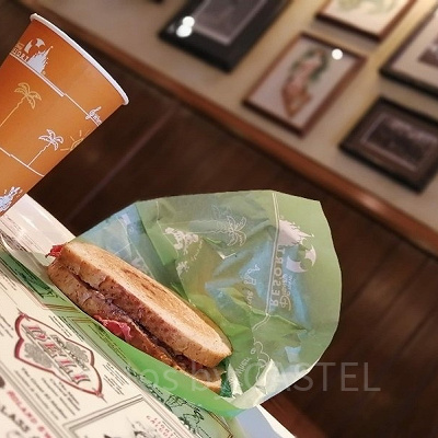 ニューヨークデリ：ルーベンホットサンド