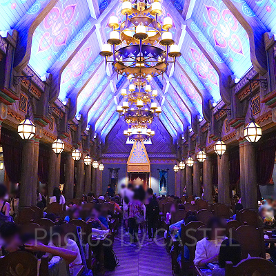 アレンデール・ロイヤルバンケットの店内