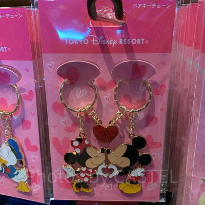 ペアキーチェーン（ミッキー＆ミニー）