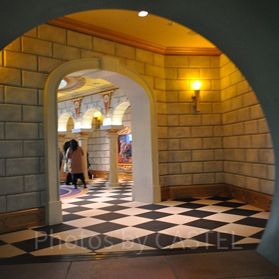 ピーチ城のエントランス