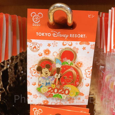 ピンバッジ