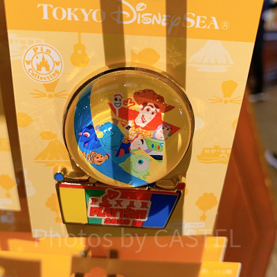 ピンバッジ