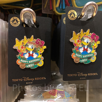 ピンバッジ