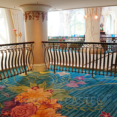 予約なしの方が当日並ぶ場所（グランパラディ・ラウンジ）