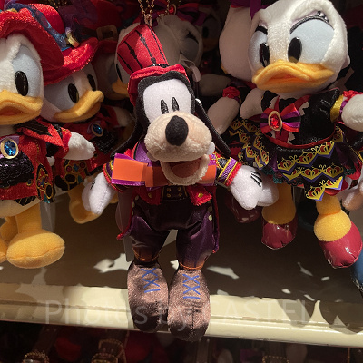 ぬいぐるみバッジ（ディズニーハロウィングッズ2024）