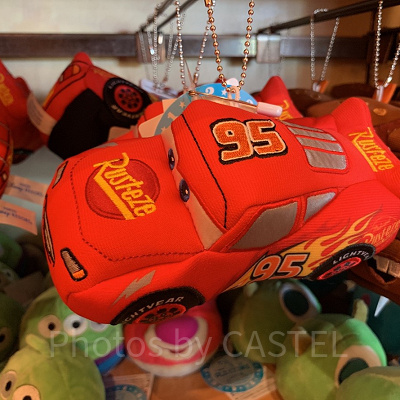 ぬいぐるみバッジ（マックィーン）