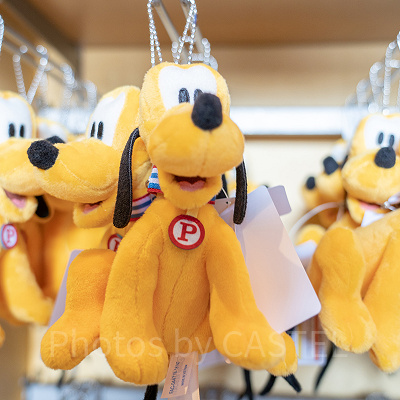 プルートぬいぐるみバッジ