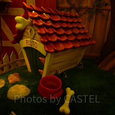 プルートの家