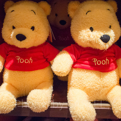 プーさんモコモコぬいぐるみ（Mサイズ）