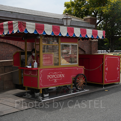 リドアイル前のポップコーンワゴン