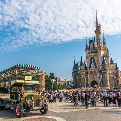 ディズニーランドの人気アトラクション