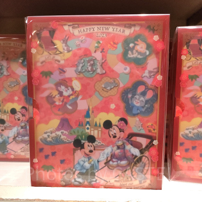 ディズニーお正月グッズ：ポストカードホルダー