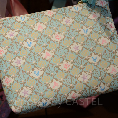 ポーチ（裏面）