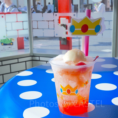 ピーチ姫のクリームソーダ