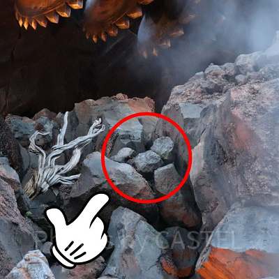 プロメテウス火山にも隠れミッキー