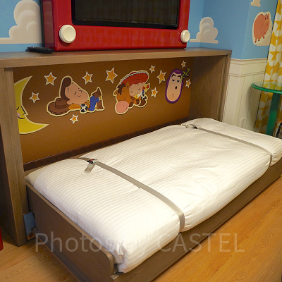 プルダウンベッド