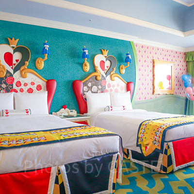 ハートの女王モチーフのベッド