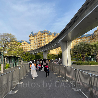 手荷物検査の待ち列（2023年4月14日(金)6:44ごろ）
