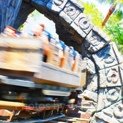 猛スピードで駆け抜けるレイジング・スピリッツ